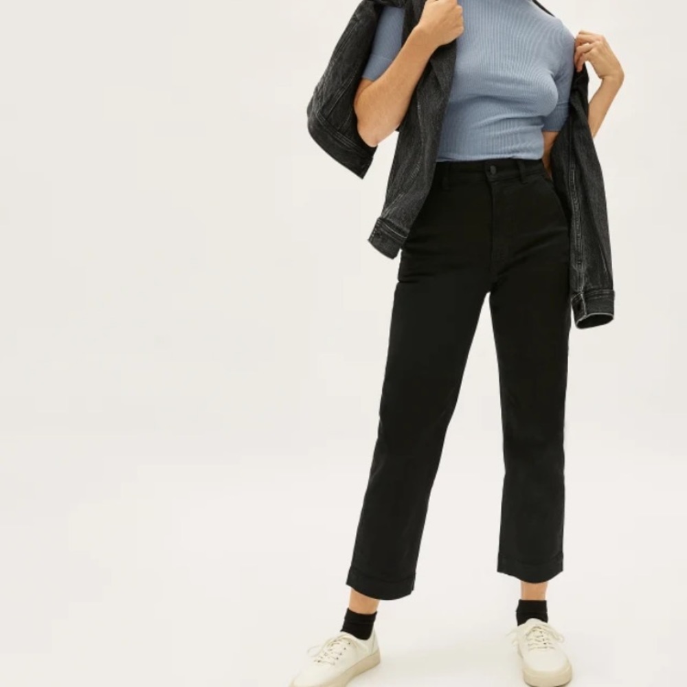 Everlane cropped straight black jeans, size 10